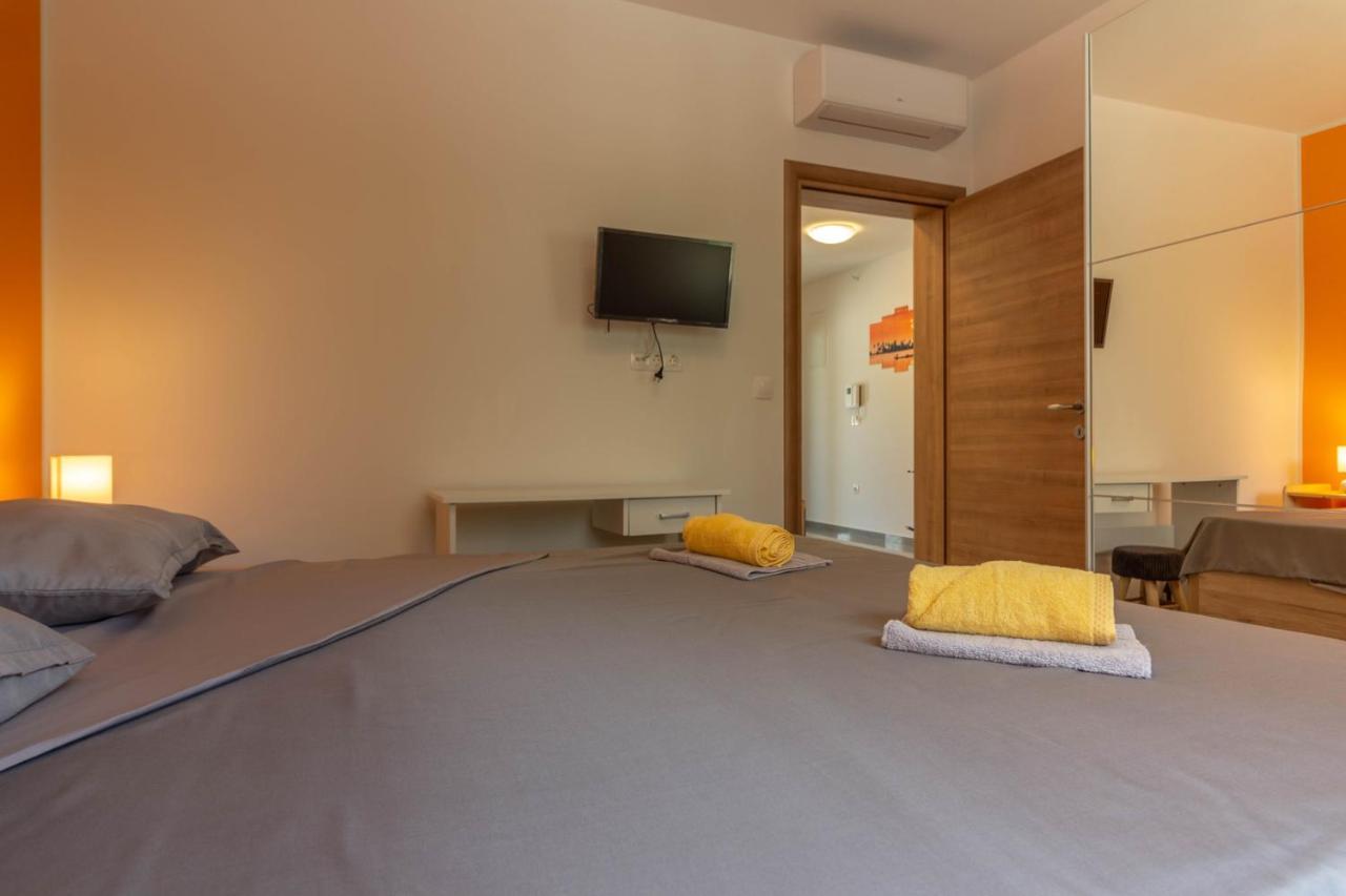 Modern Villa Eve In Medulin With Pool Near The Beach Екстер'єр фото